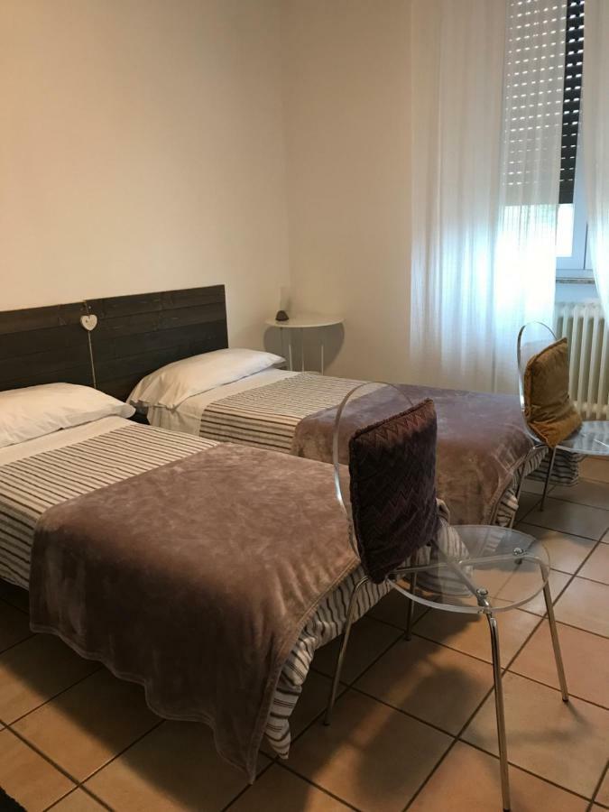 Bed And Breakfast D&D Cardano Al Campo Exterior foto
