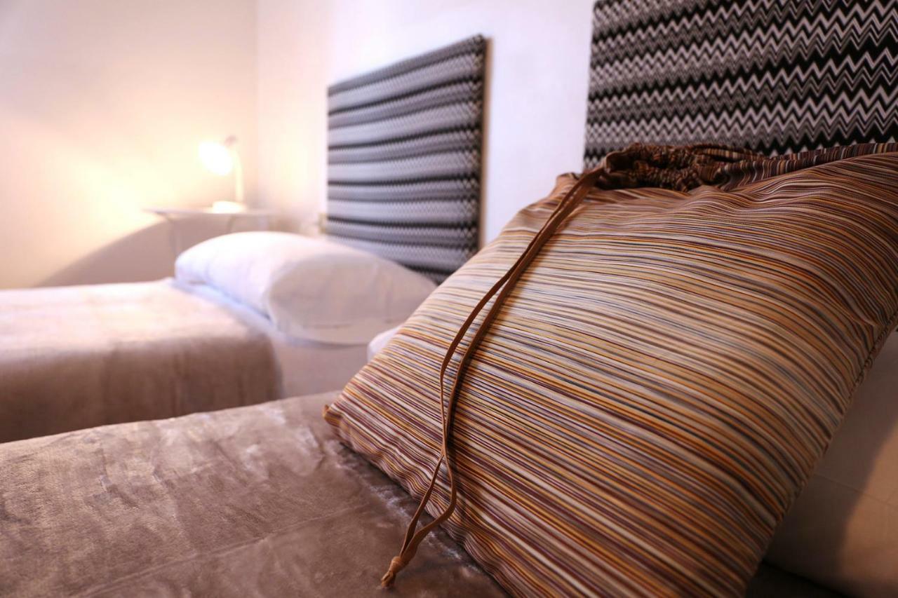 Bed And Breakfast D&D Cardano Al Campo Exterior foto